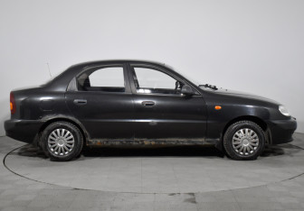 Подержанный автомобиль Chevrolet Lanos 2008 года (4 фото)