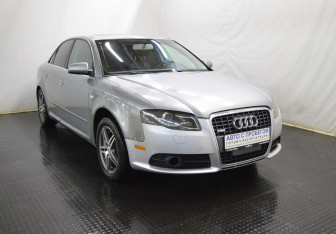Подержанный автомобиль Audi A4 Sedan 2007 года (3 фото)