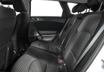 Подержанный автомобиль Kia Ceed Wagon 2020 года (12 фото)