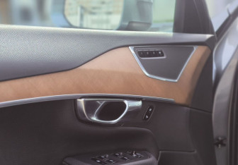 Подержанный автомобиль Volvo XC90 2018 года (13 фото)