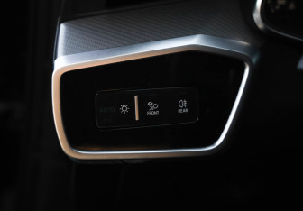 Подержанный автомобиль Audi A6 Sedan 2021 года (19 фото)