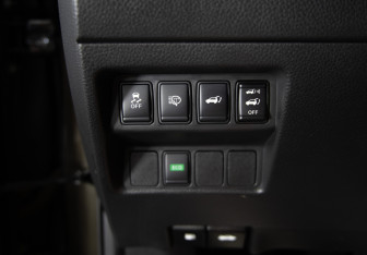 Подержанный автомобиль Nissan X-Trail 2018 года (18 фото)