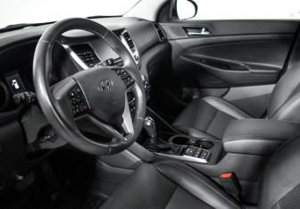 Подержанный автомобиль Hyundai Tucson 2017 года (9 фото)
