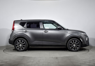 Подержанный автомобиль Kia Soul 2020 года (4 фото)