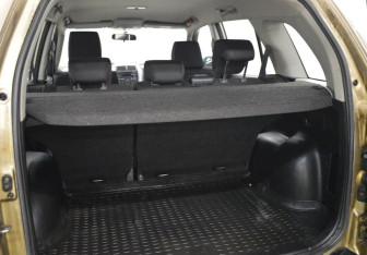 Подержанный автомобиль Suzuki Grand Vitara 2008 года (15 фото)