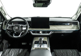 Подержанный автомобиль Tank 500 2023 года (13 фото)