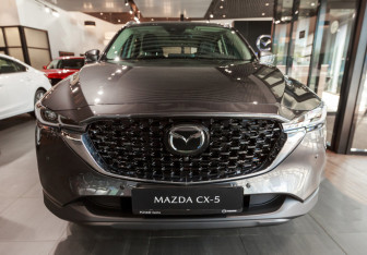 Новый Mazda CX-5 2025 (2 фото)