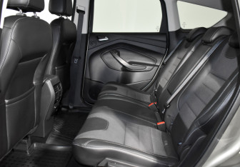 Подержанный автомобиль Ford Kuga 2013 года (12 фото)