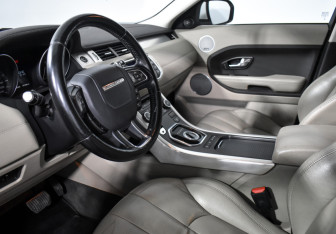 Подержанный автомобиль Land Rover Range Rover Evoque 2012 года (9 фото)