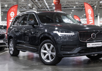 Подержанный автомобиль Volvo XC90 2021 года (6 фото)