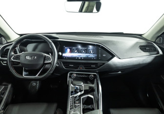 Подержанный автомобиль Geely Tugella 2021 года (13 фото)