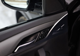 Подержанный автомобиль BMW X3 2019 года (24 фото)