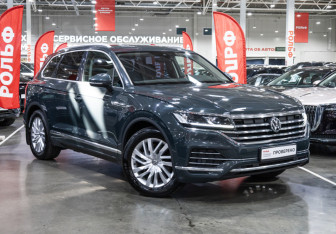Подержанный автомобиль Volkswagen Touareg 2019 года (7 фото)