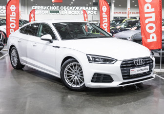 Подержанный автомобиль Audi A5 Liftback 2019 года (4 фото)