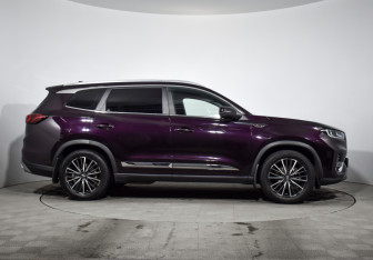 Подержанный автомобиль Chery Tiggo 8 Pro 2022 года (4 фото)