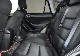 Подержанный автомобиль Mazda CX-5 2014 года (12 фото)
