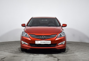 Подержанный автомобиль Hyundai Solaris Sedan 2015 года (2 фото)