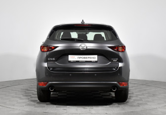 Подержанный автомобиль Mazda CX-5 2020 года (6 фото)
