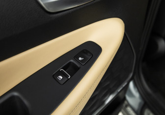 Подержанный автомобиль Hyundai Santa Fe 2021 года (28 фото)