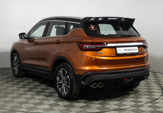 Подержанный автомобиль Geely Coolray 2020 года (7 фото)