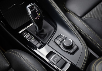 Подержанный автомобиль BMW X2 2020 года (20 фото)