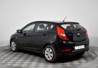 Подержанный автомобиль Hyundai Solaris Hatchback 2016 года (7 фото)