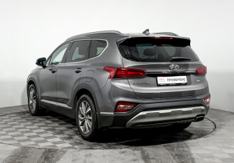 Подержанный автомобиль Hyundai Santa Fe 2019 года (7 фото)