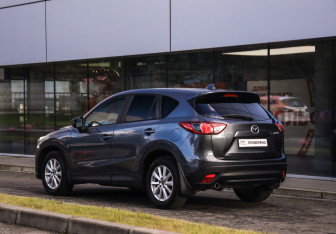 Подержанный автомобиль Mazda CX-5 2012 года (8 фото)