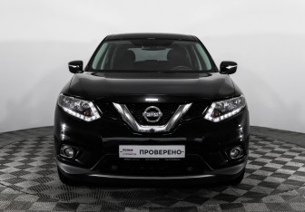 Подержанный автомобиль Nissan X-Trail 2017 года (2 фото)