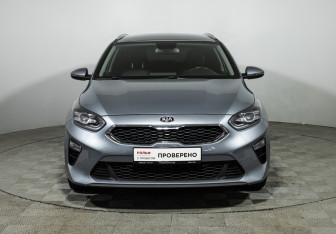 Подержанный автомобиль Kia Ceed Wagon 2020 года (2 фото)