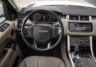 Подержанный автомобиль Land Rover Range Rover Sport 2017 года (15 фото)