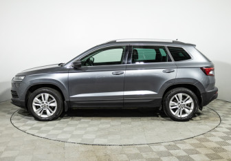 Подержанный автомобиль Skoda Karoq 2020 года (8 фото)