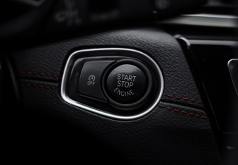 Подержанный автомобиль BMW X1 2019 года (23 фото)