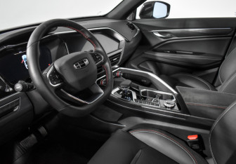 Подержанный автомобиль Geely Tugella 2023 года (9 фото)