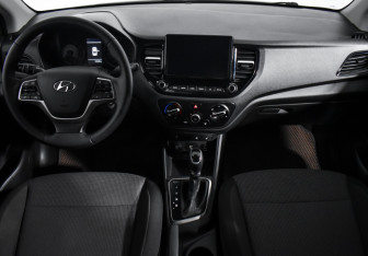 Подержанный автомобиль Hyundai Solaris Sedan 2020 года (15 фото)