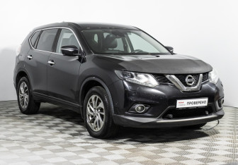 Подержанный автомобиль Nissan X-Trail 2017 года (3 фото)