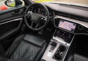 Подержанный автомобиль Audi A6 Sedan 2019 года (10 фото)