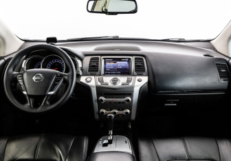 Подержанный автомобиль Nissan Murano Suv 2015 года (10 фото)