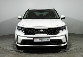 Подержанный автомобиль Kia Sorento 2020 года (2 фото)
