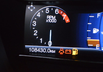 Подержанный автомобиль Ford Explorer 2017 года (14 фото)