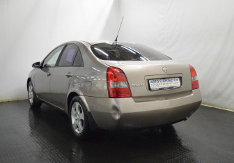 Подержанный автомобиль Nissan Primera Sedan 2005 года (7 фото)