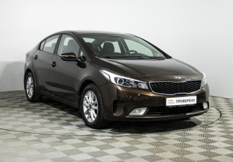 Подержанный автомобиль Kia Cerato Sedan 2019 года (3 фото)