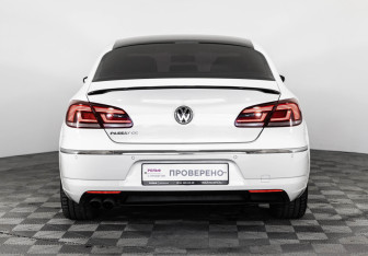 Подержанный автомобиль Volkswagen Passat CC 2014 года (7 фото)