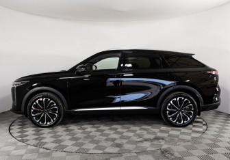 Подержанный автомобиль Exeed RX 2023 года (10 фото)