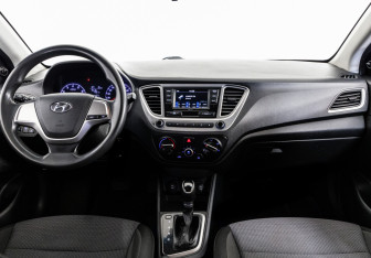 Подержанный автомобиль Hyundai Solaris Sedan 2018 года (10 фото)