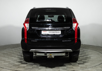 Подержанный автомобиль Mitsubishi Pajero Sport 2017 года (6 фото)