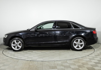 Подержанный автомобиль Audi A4 Sedan 2012 года (8 фото)