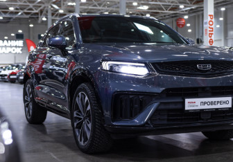 Подержанный автомобиль Geely Tugella 2023 года (4 фото)
