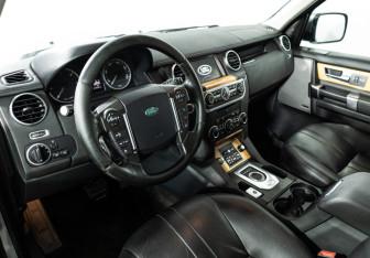 Подержанный автомобиль Land Rover Discovery 2013 года (11 фото)