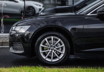 Подержанный автомобиль Audi A6 Sedan 2020 года (10 фото)